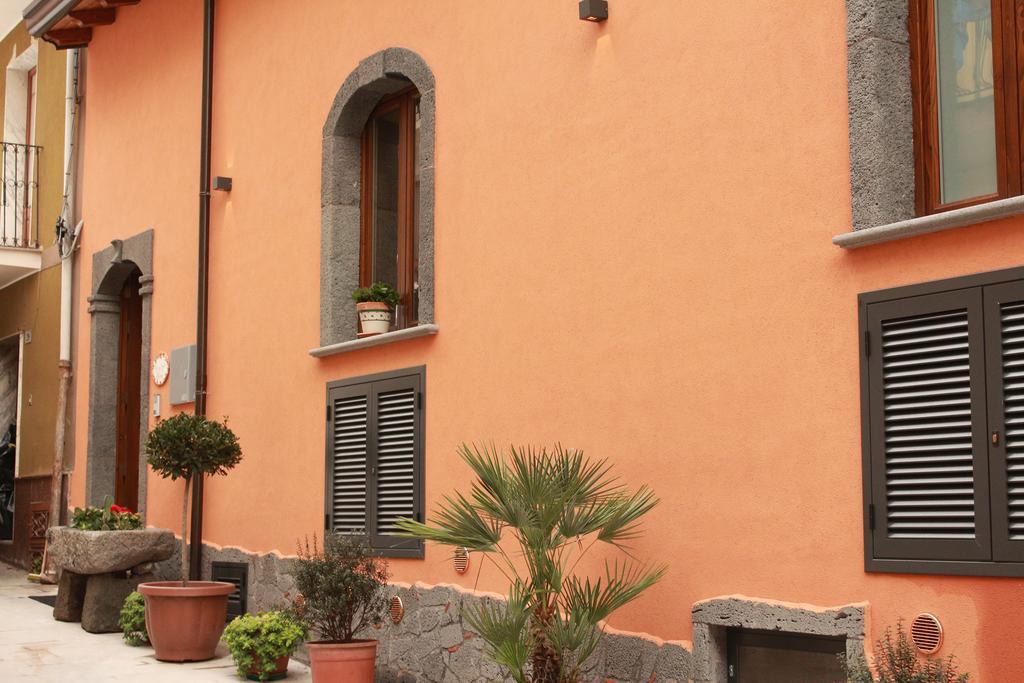 L'Arco Dei Sogni Hotel Malvagna Luaran gambar