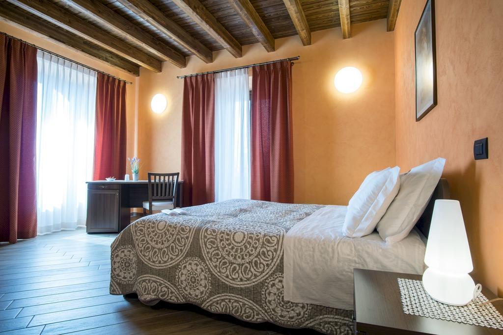 L'Arco Dei Sogni Hotel Malvagna Luaran gambar