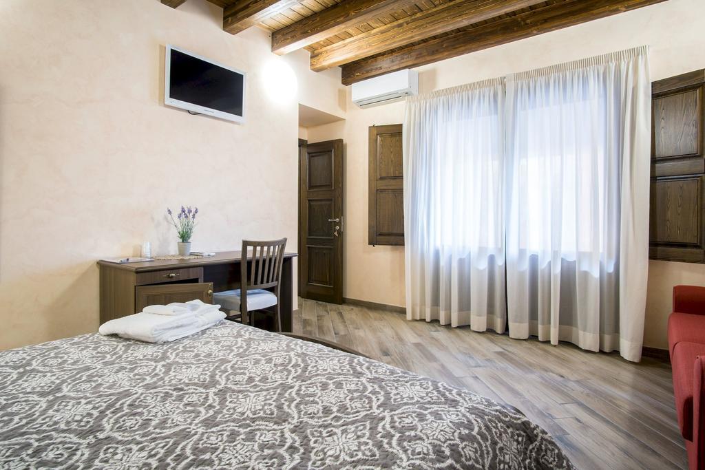 L'Arco Dei Sogni Hotel Malvagna Luaran gambar